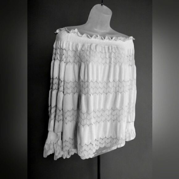KATE & MALLORY LACE OFF THE SHOULDER BLOUSE/TOP Medium - Picture 7 of 12